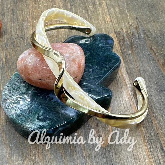 Gold and acrylic in beige color bangle cuff bracelet - Picture 1 of 2